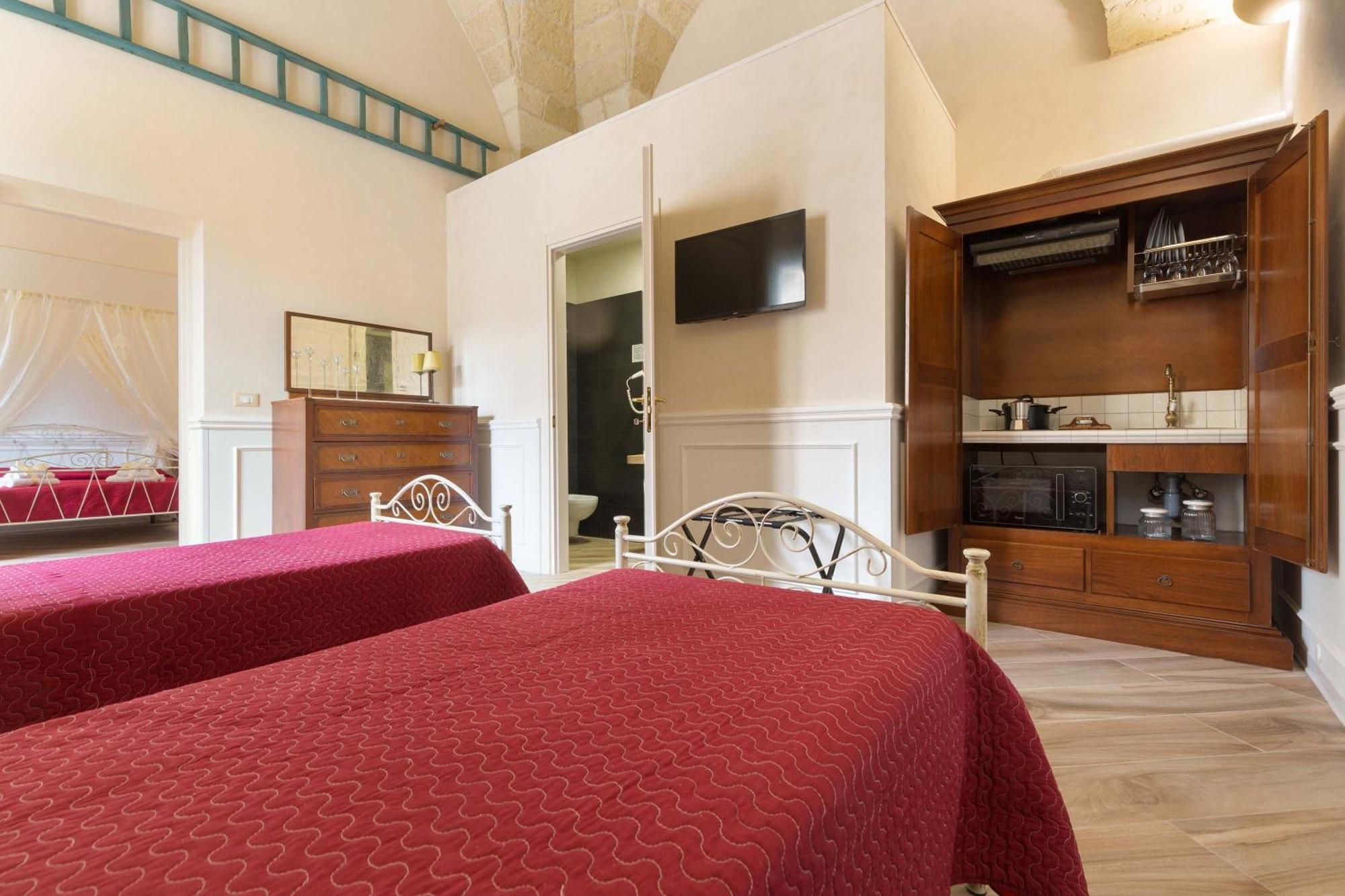 Salento Ada's House Couette-café *